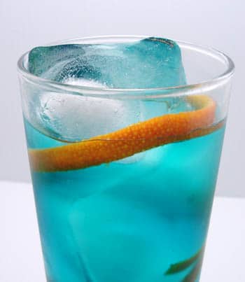 коктейли - Страница 5 Blue-lagoon