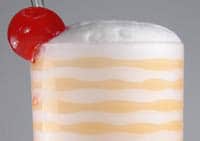 Cream gin fizz