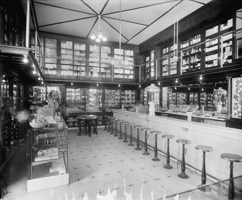 Detroit Soda Fountain 1900s