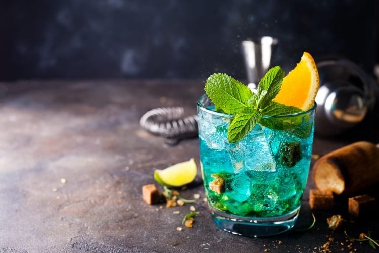 Blue Lagoon cocktail recipe