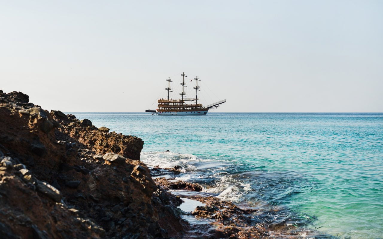 Bumbo, the pirate equivalent to the British grog recipe